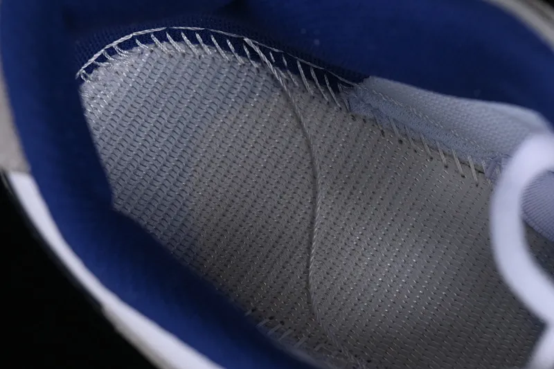 All Categories Nk SB Dunk Series Nk SB Dunk Low Low-top sneakers Cost-effective version Rayssa Leal x Nk SB Dunk Low Brazilian skateboarding goddess joint model SB low-top casual sneakers FZ5251-001
